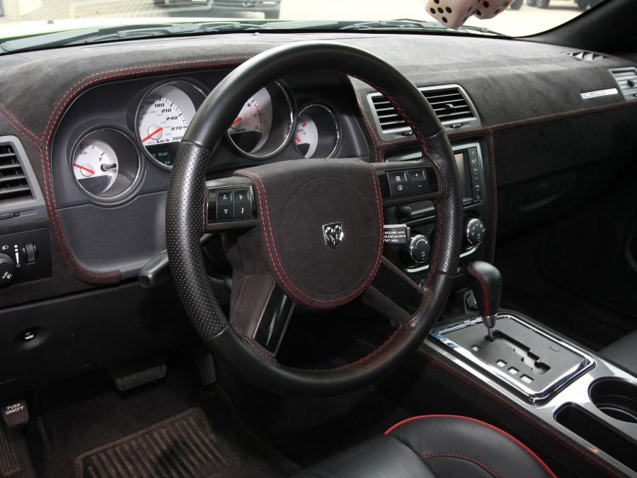  Dodge Challenger SRT8 by CCG 2012 года  (фото 4 из 5)